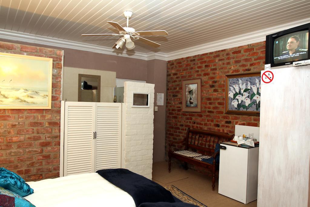 Oceanview Guesthouse Struisbaai Quarto foto